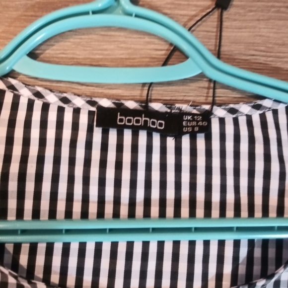 Boohoo Dress - Picture 5 of 5